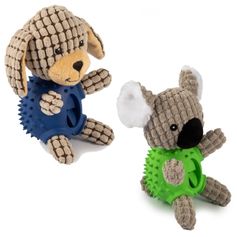 Multi-texture toy with rubber belly to fill with snacks